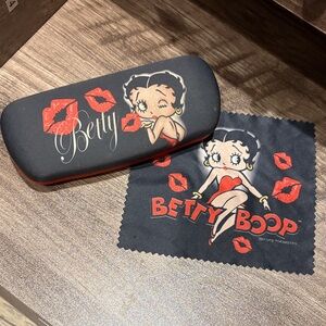 Betty Boop Red and Black Glasses Case with Cloth